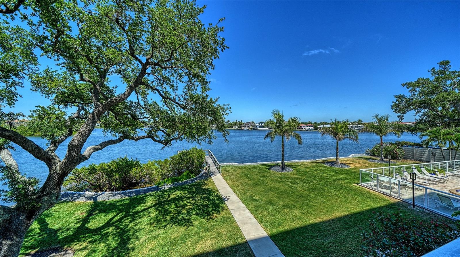 SIESTA HARBOR III - Residential Lease
