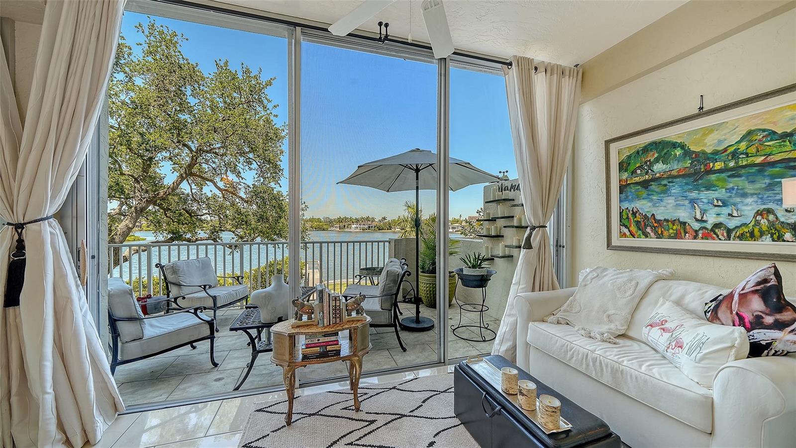 SIESTA HARBOR III - Residential Lease