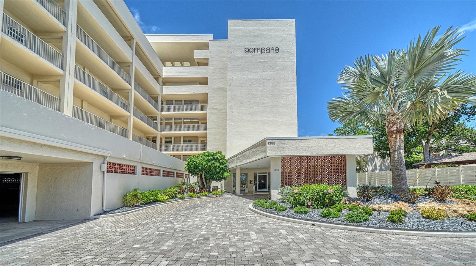 SIESTA HARBOR III - Residential Lease