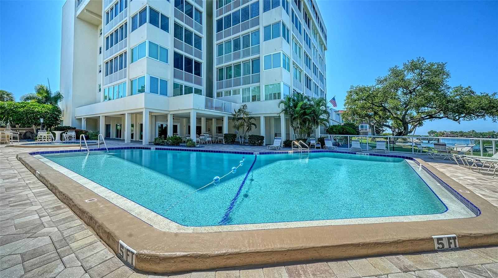 SIESTA HARBOR III - Residential Lease