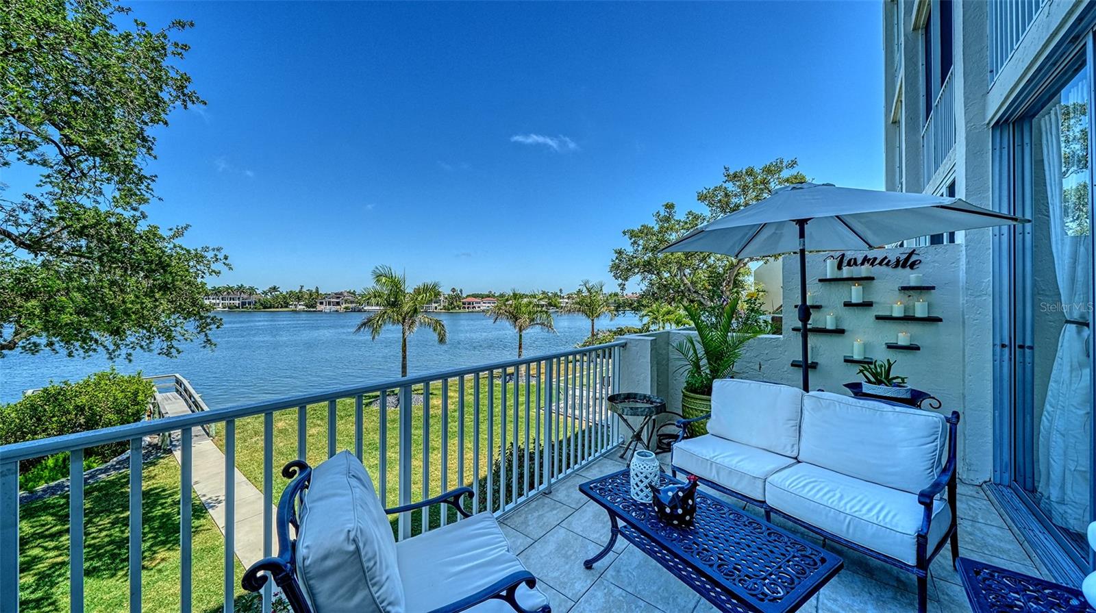 SIESTA HARBOR III - Residential Lease