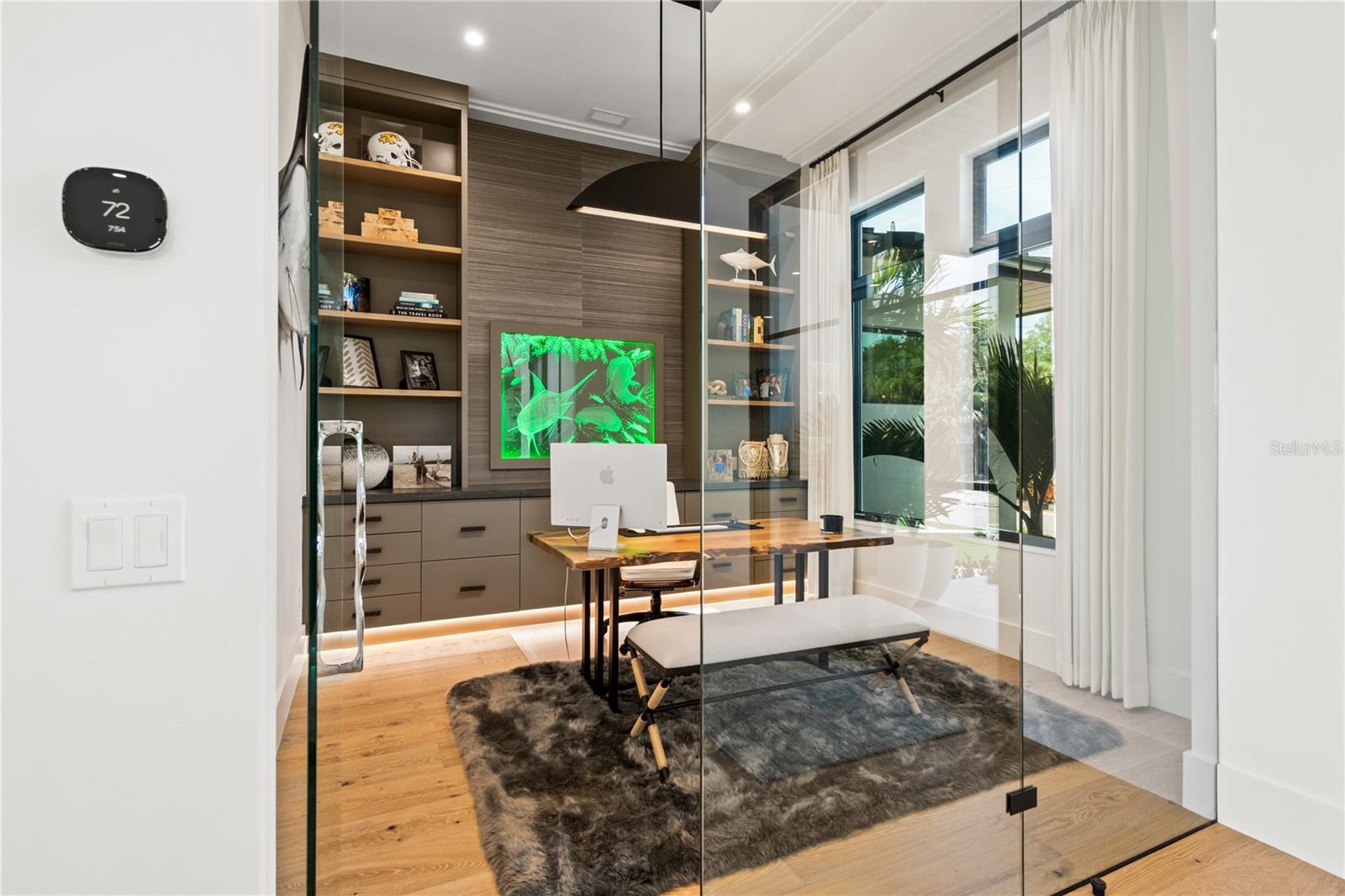 SIESTA ISLES - Residential