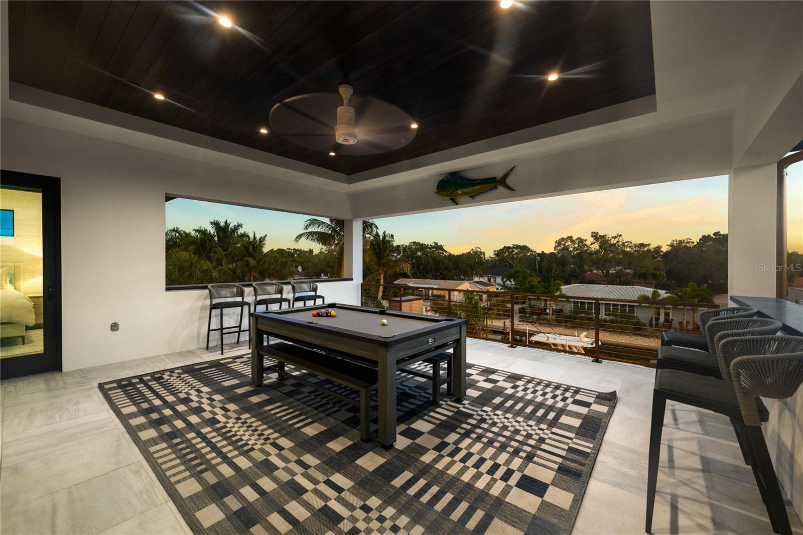 SIESTA ISLES - Residential