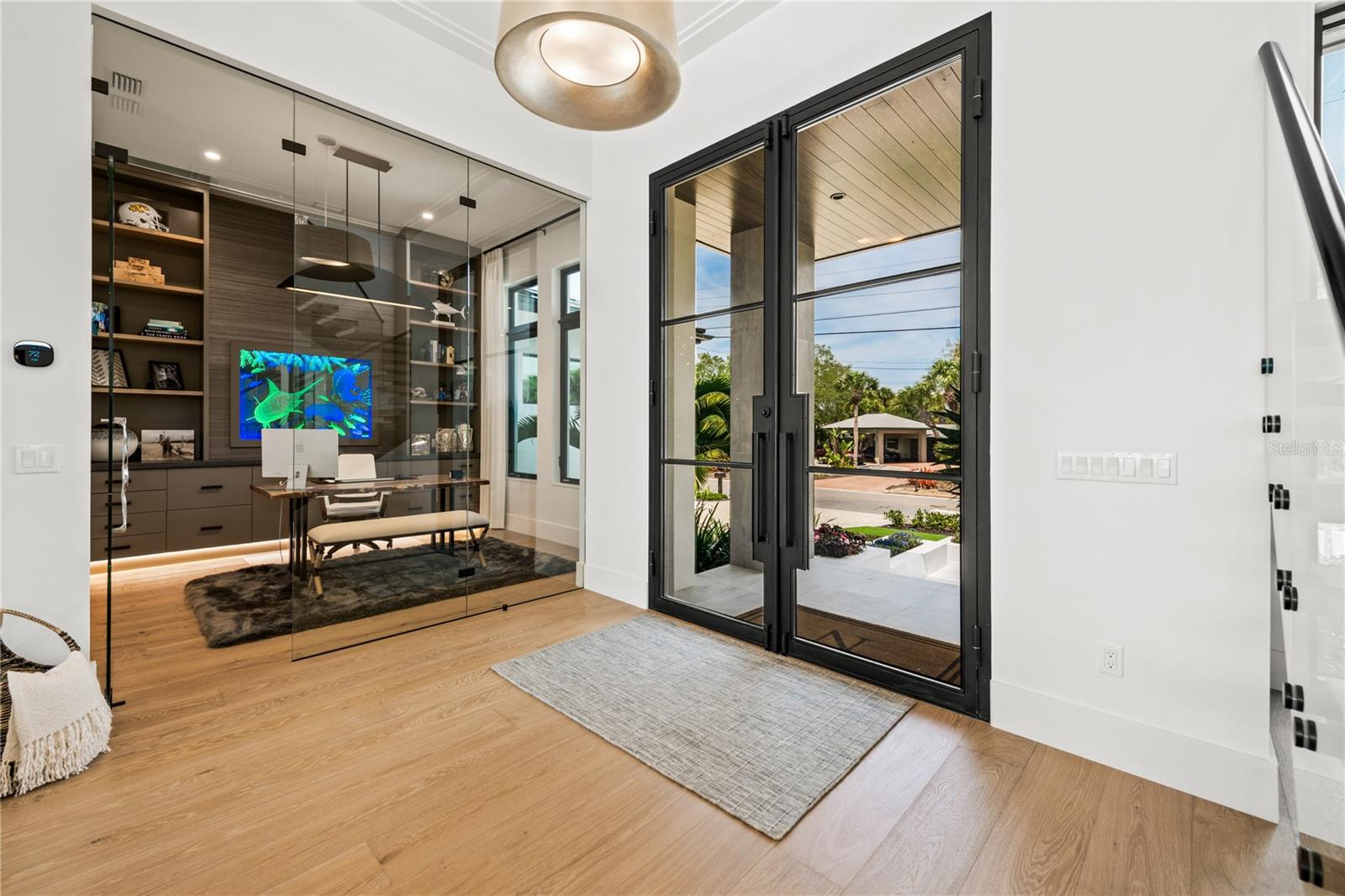 SIESTA ISLES - Residential