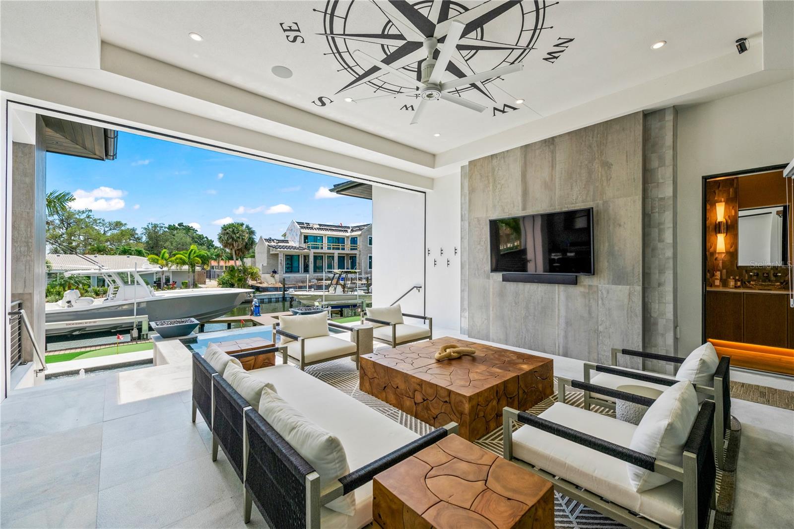 SIESTA ISLES - Residential