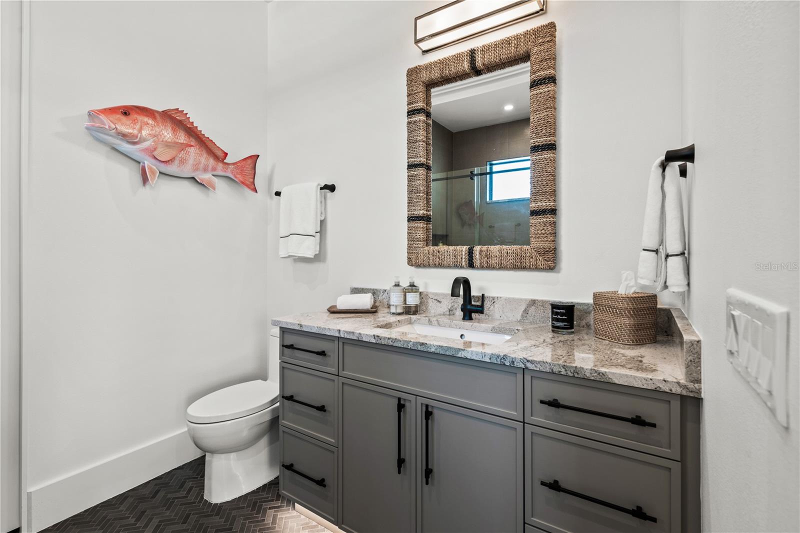 SIESTA ISLES - Residential