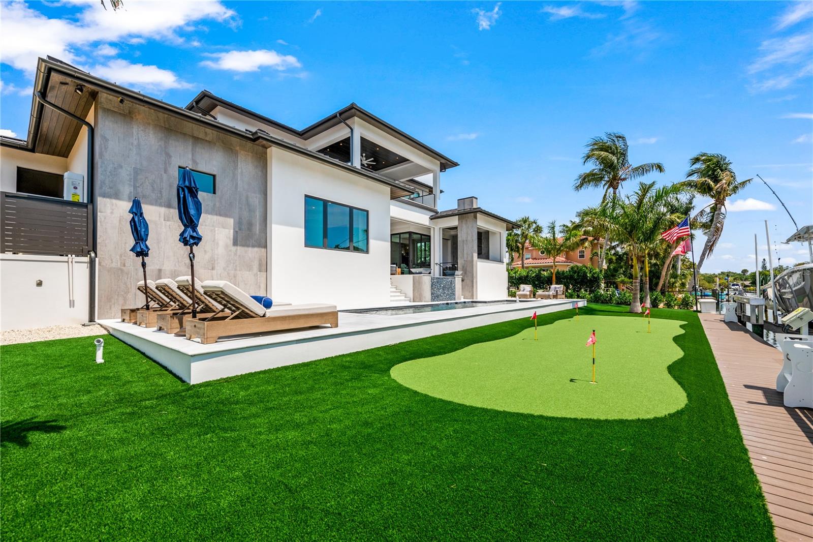 SIESTA ISLES - Residential