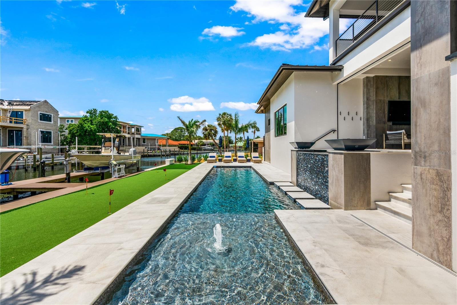 SIESTA ISLES - Residential