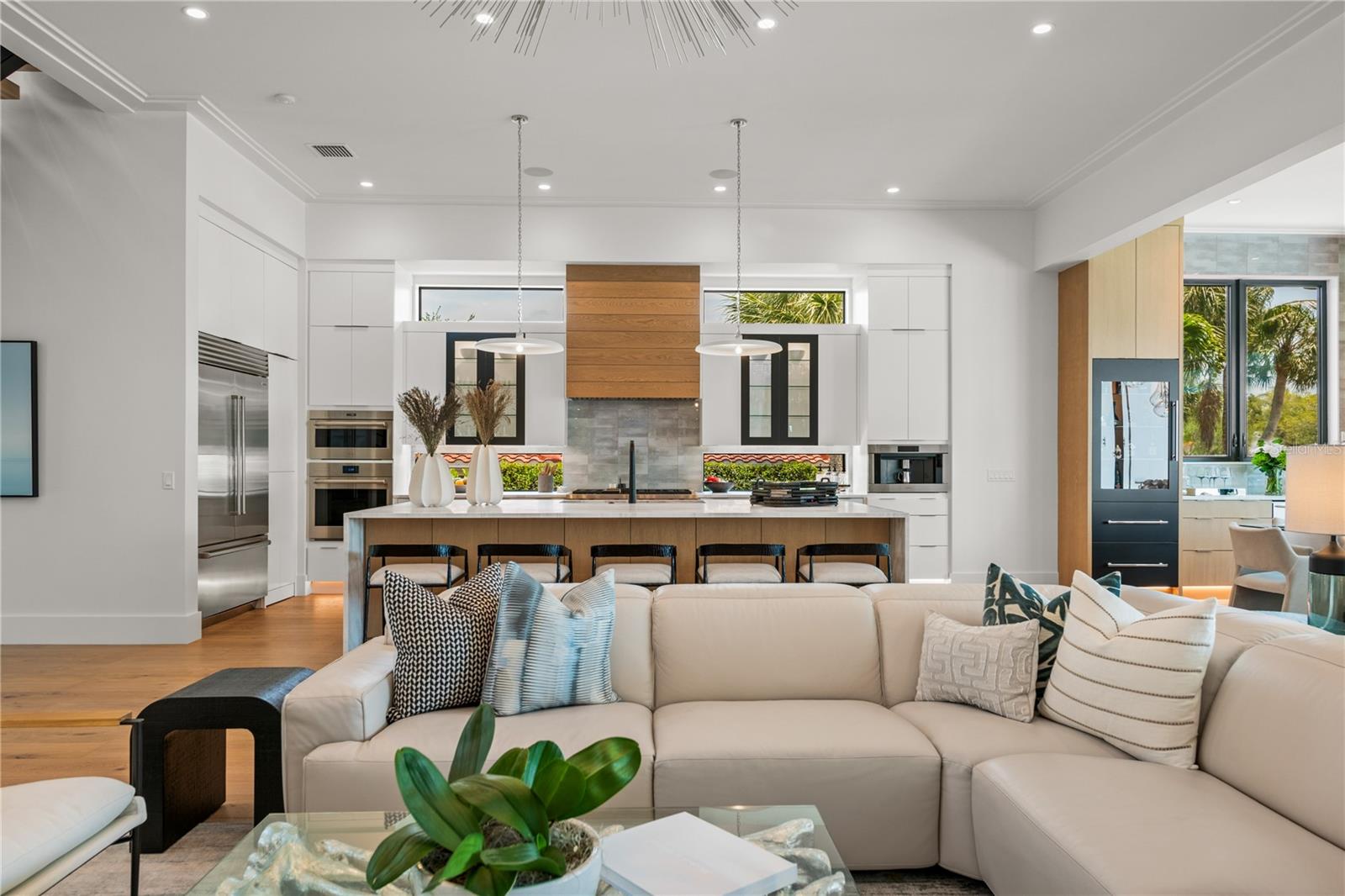 SIESTA ISLES - Residential