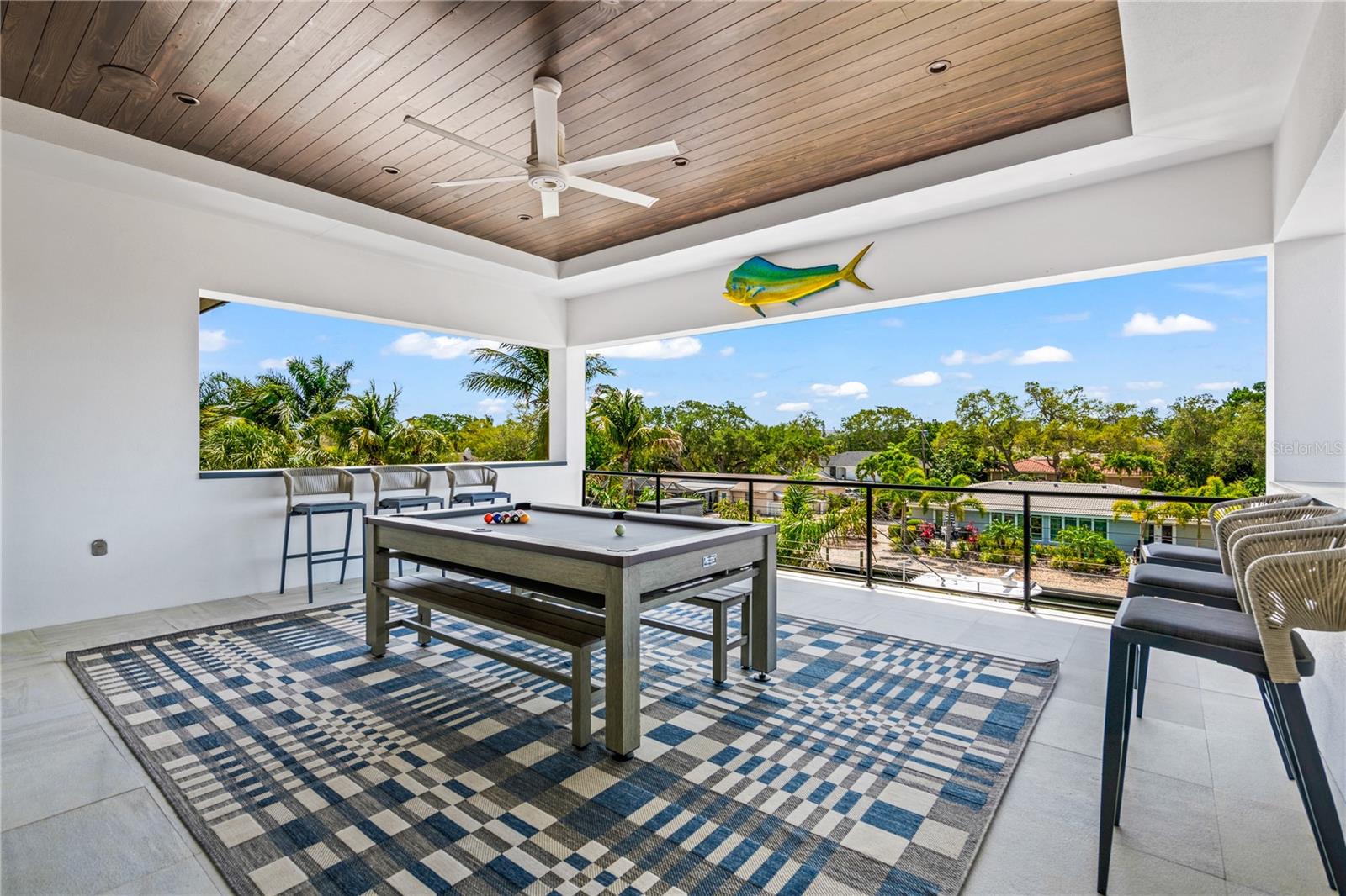 SIESTA ISLES - Residential