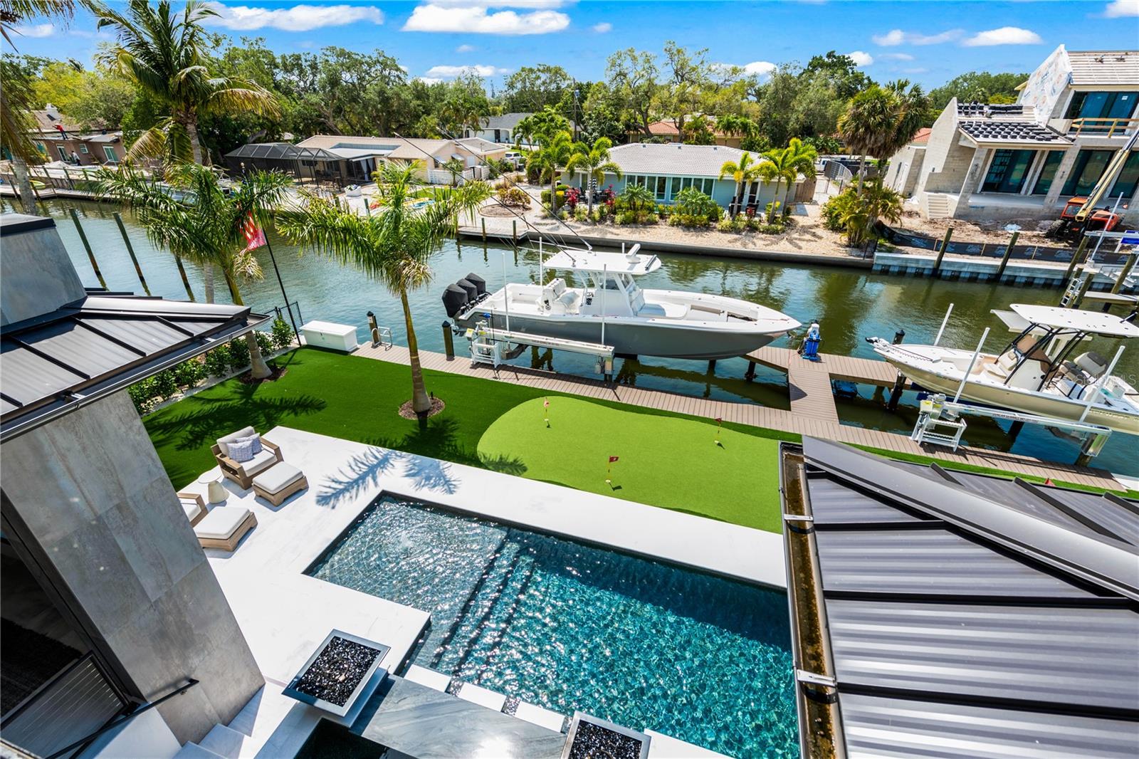 SIESTA ISLES - Residential