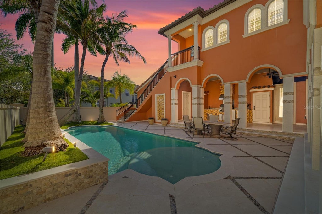 Photo of 4912 Yacht Club Dr, Tampa, FL 33616 (MLS # O6447707)