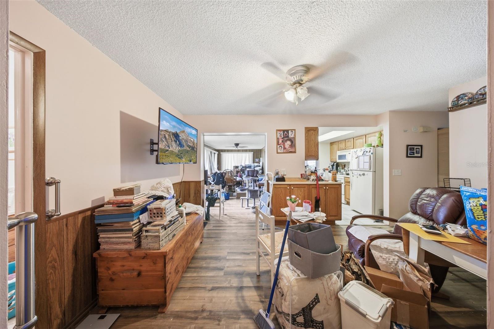 GROVEVIEW VILLAGE - Residential