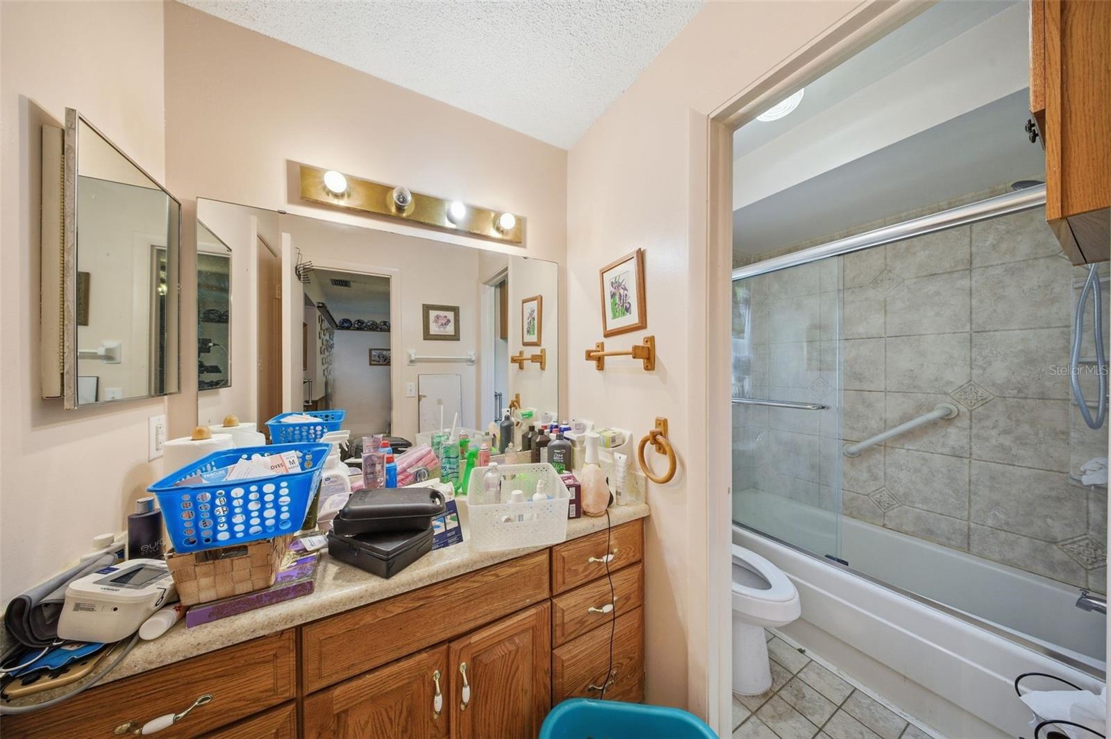 GROVEVIEW VILLAGE - Residential