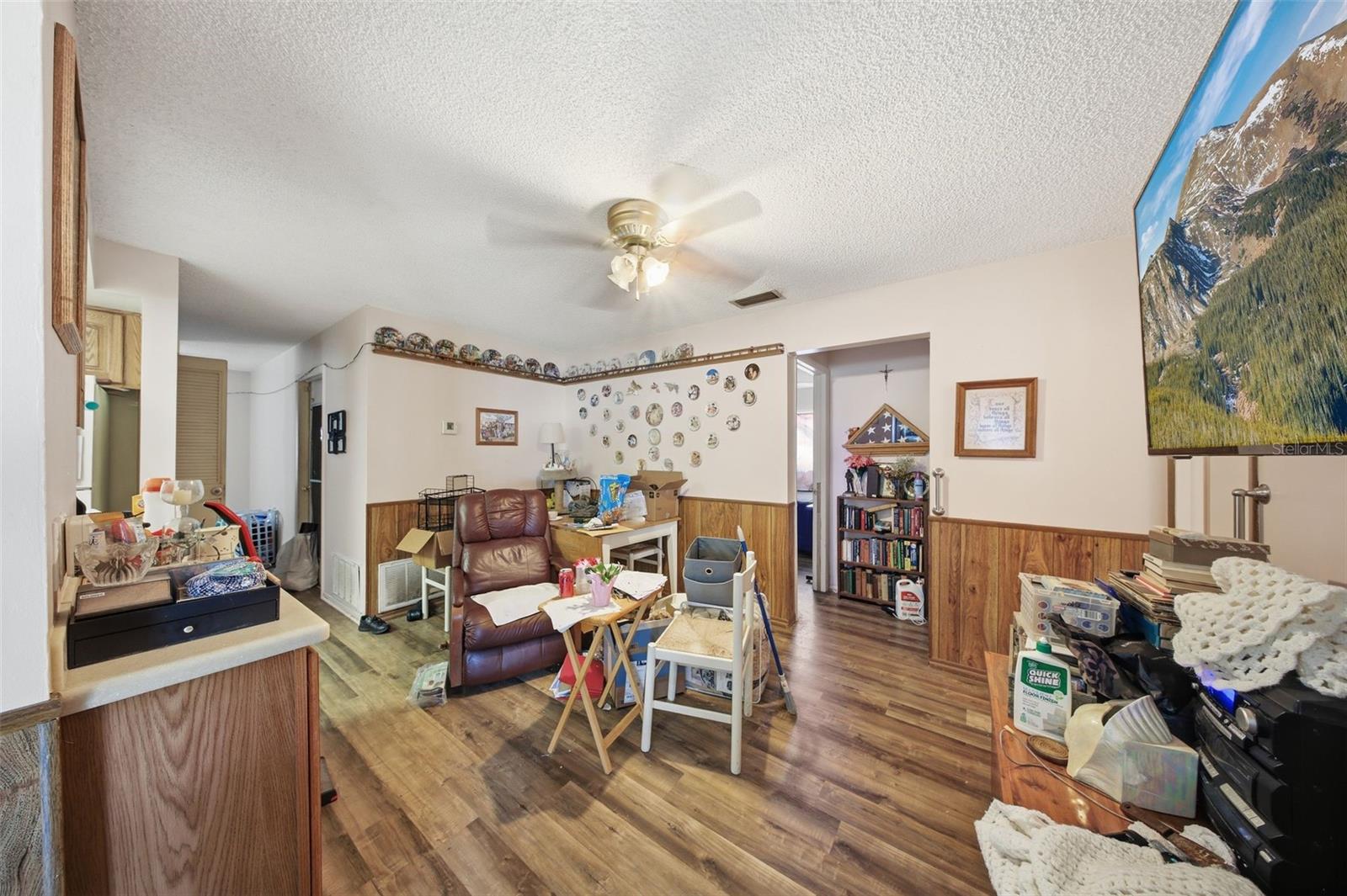 GROVEVIEW VILLAGE - Residential