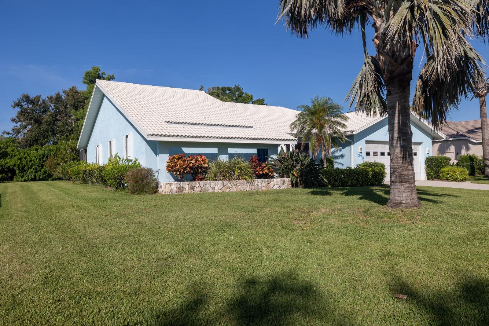 1279 VERMEER DRIVE
