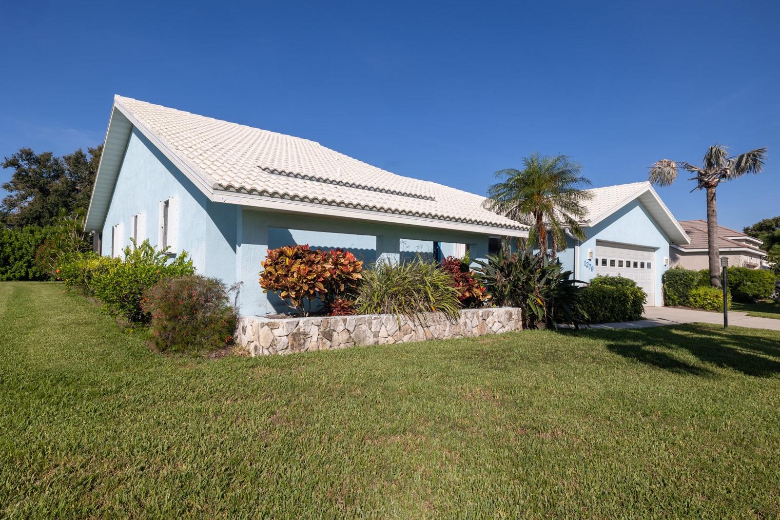 1279 VERMEER DRIVE