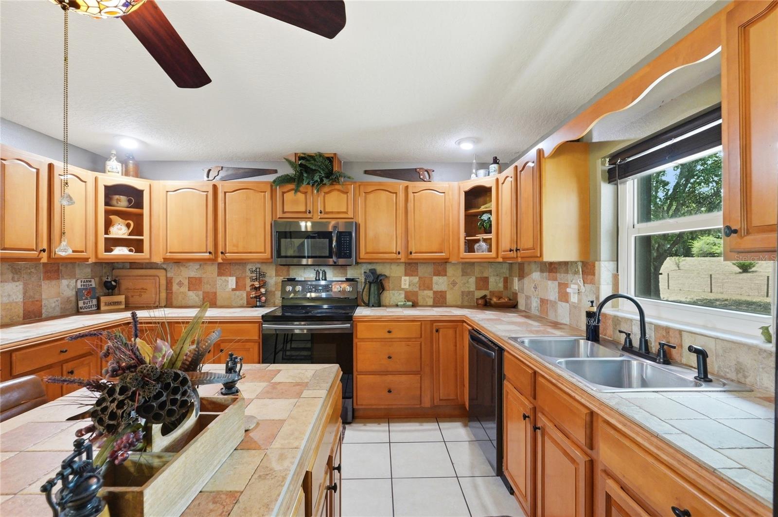 ACREAGE - Residential