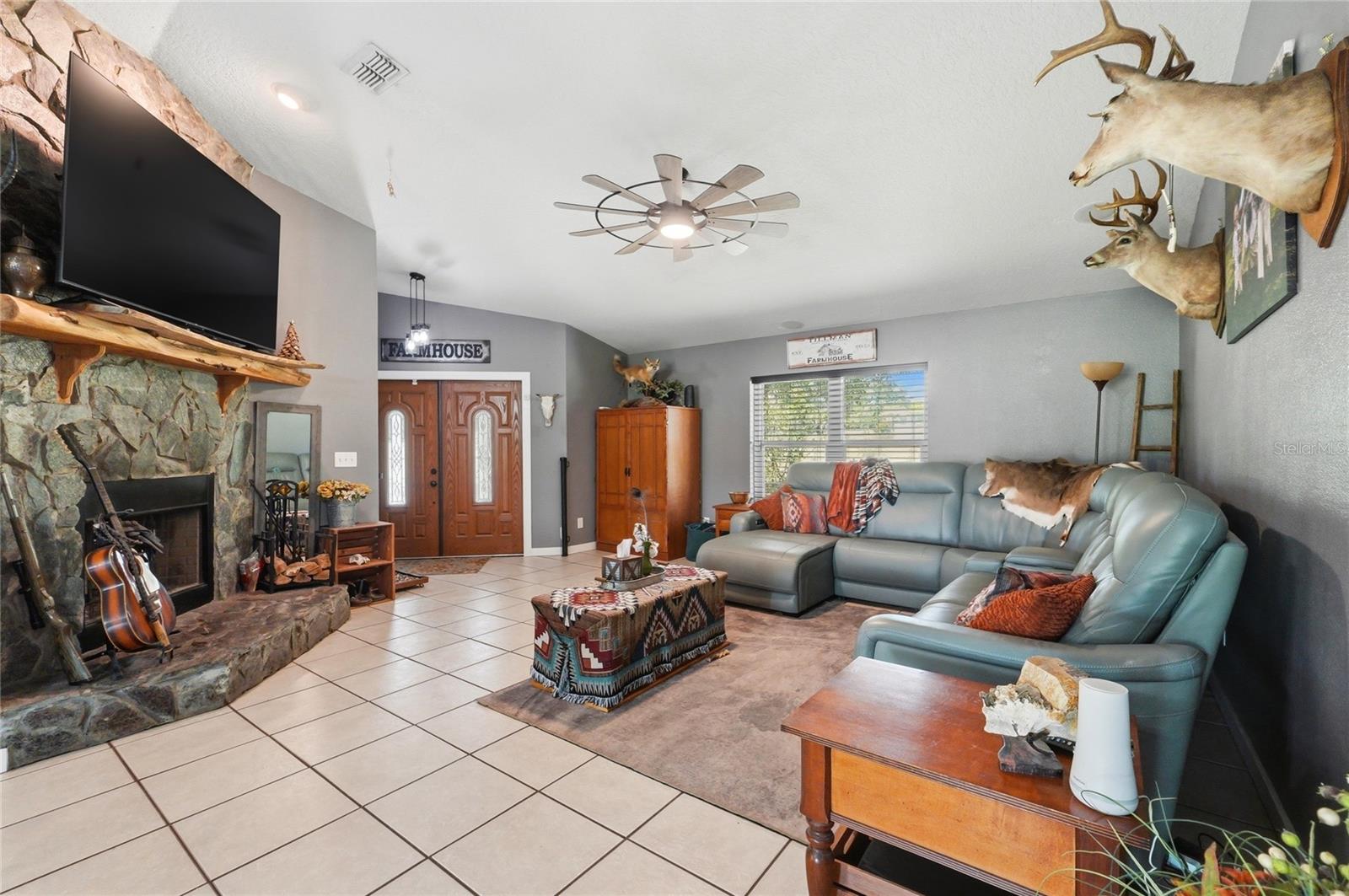 ACREAGE - Residential