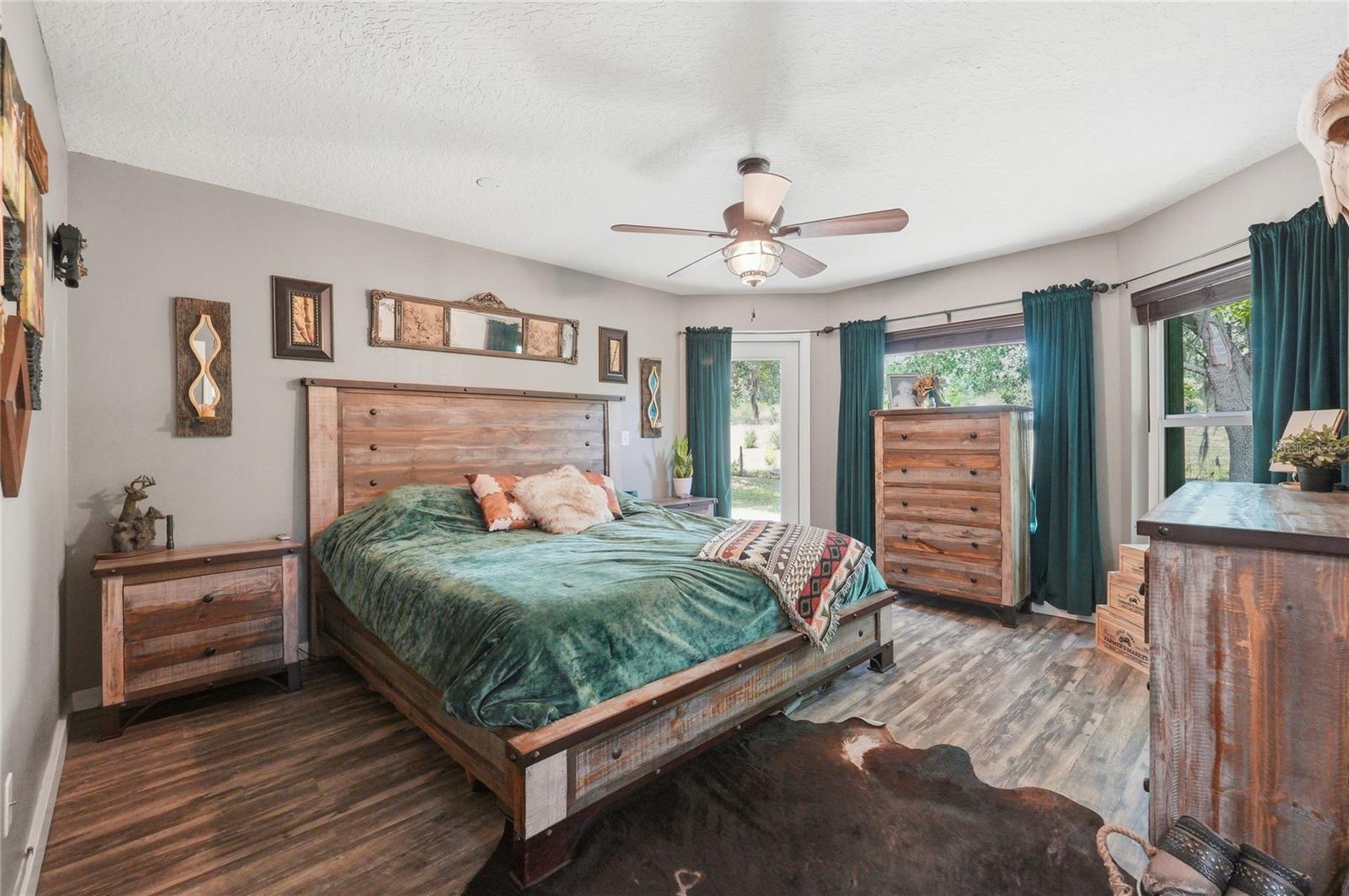 ACREAGE - Residential