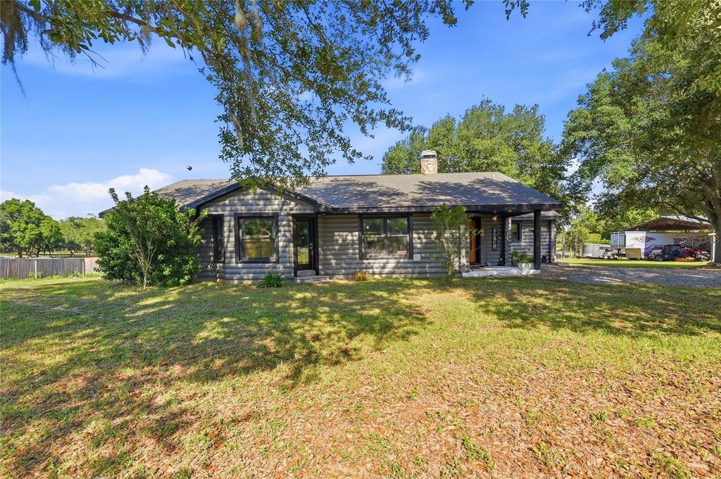 Photo of 39000 Sparkman Road, Dade City, FL 33525 (MLS # L4961523)