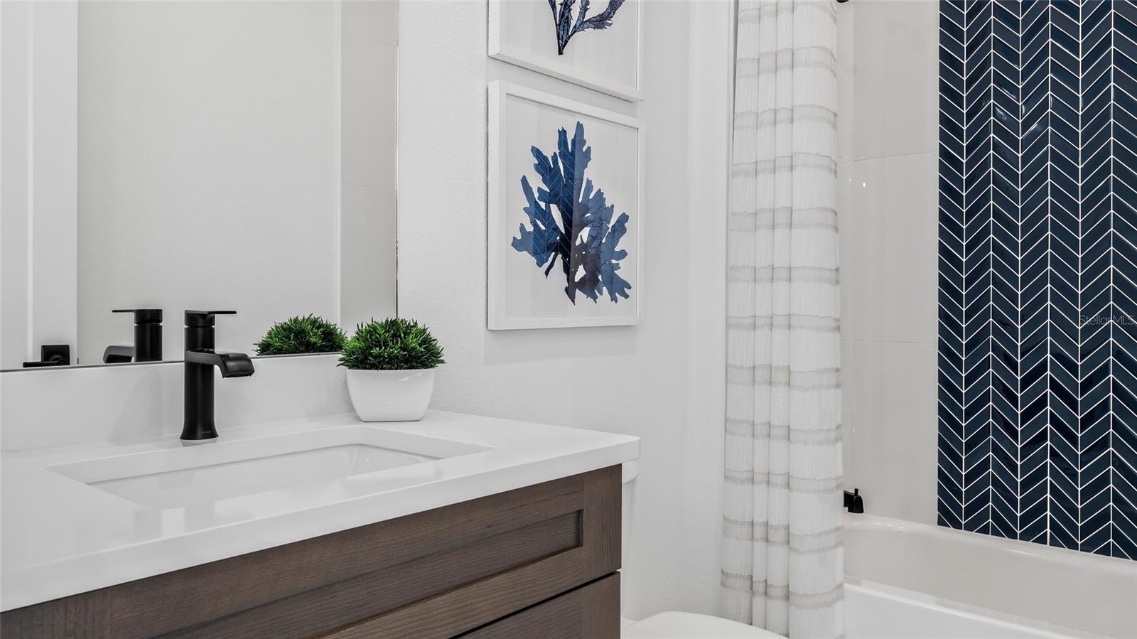 CRESSWIND AT LAKE HARRIS - Residential