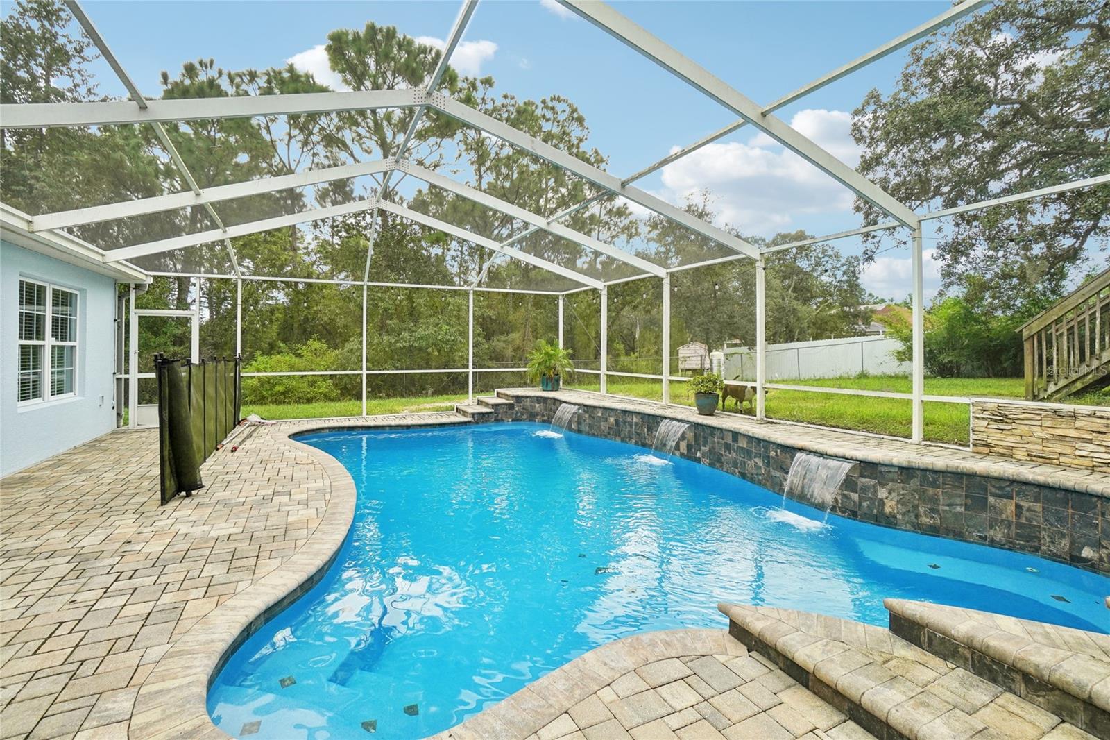 ROYAL HIGHLANDS - Residential