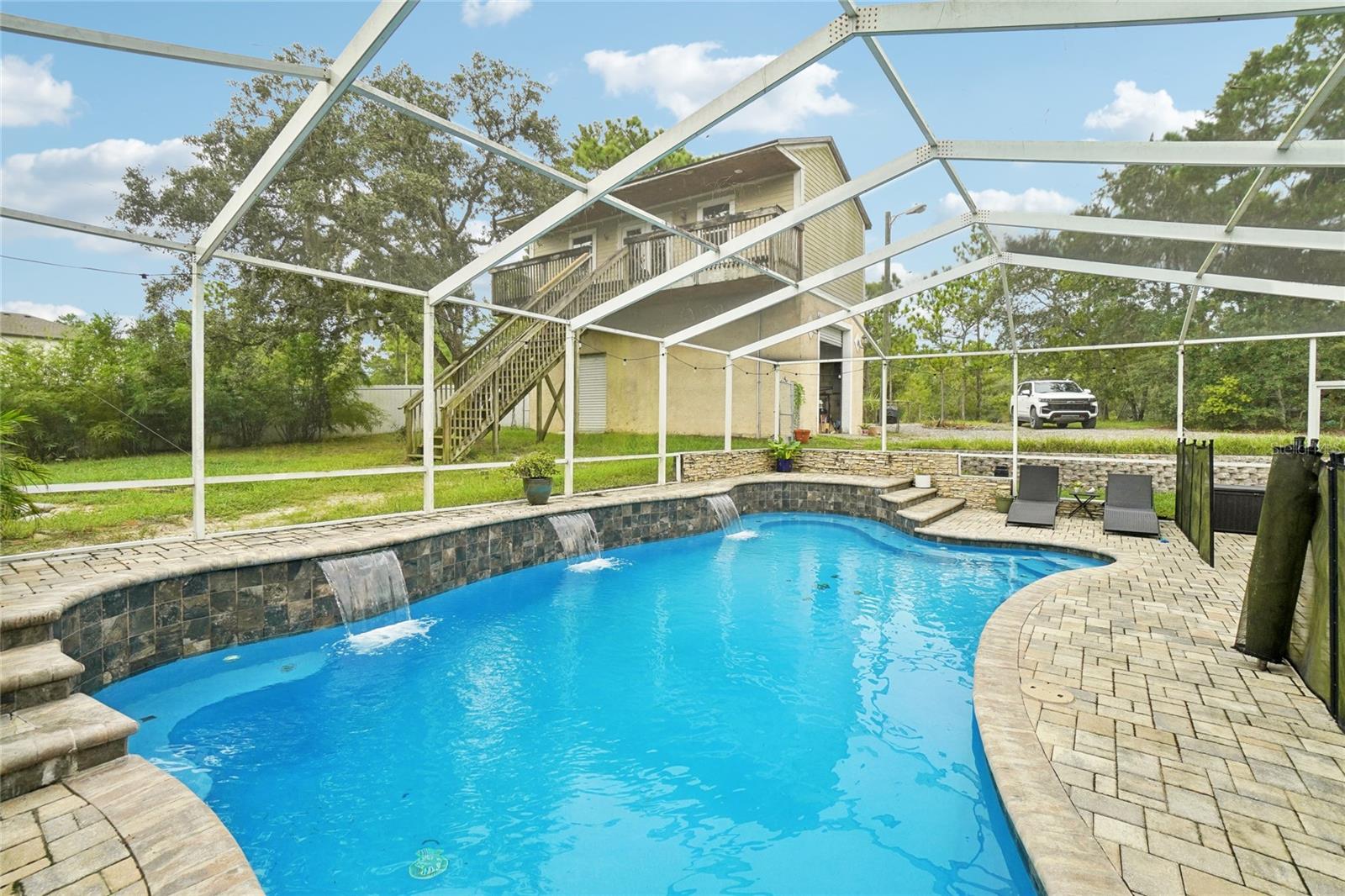 ROYAL HIGHLANDS - Residential
