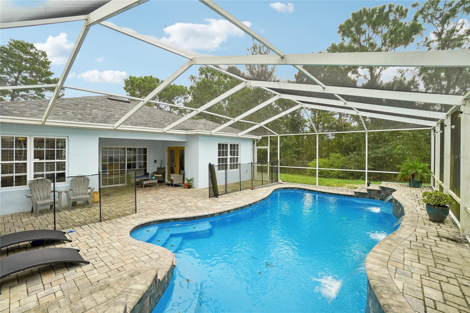 ROYAL HIGHLANDS - Residential