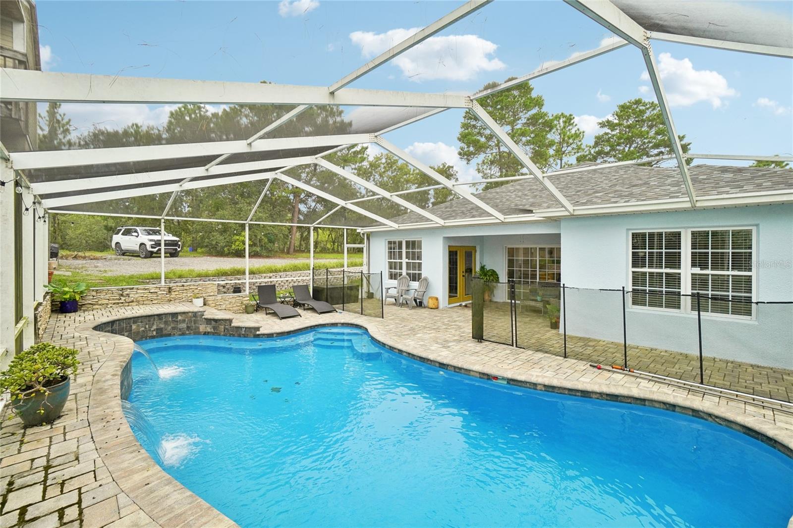 ROYAL HIGHLANDS - Residential