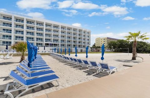 Photo of 11500 Gulf Boulevard #202, St Petersburg, FL 33706 (MLS # TB8496017)