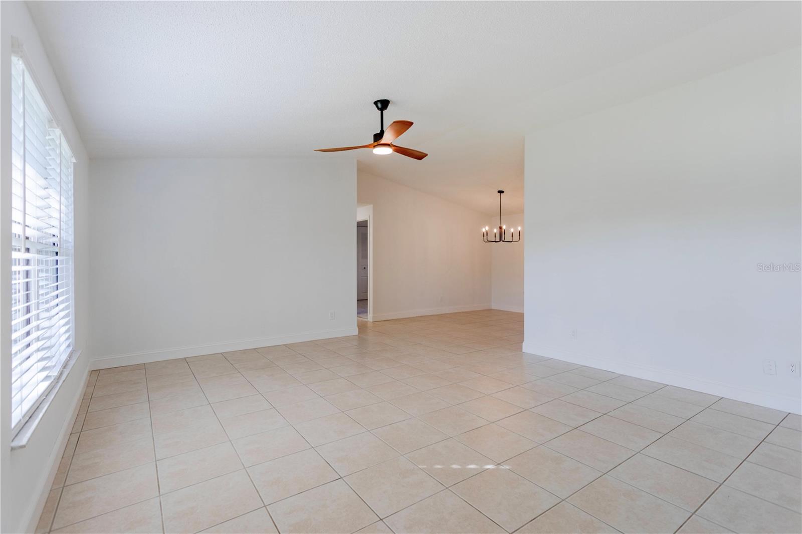 HARBOR EAST UNIT 1 - Residential Lease