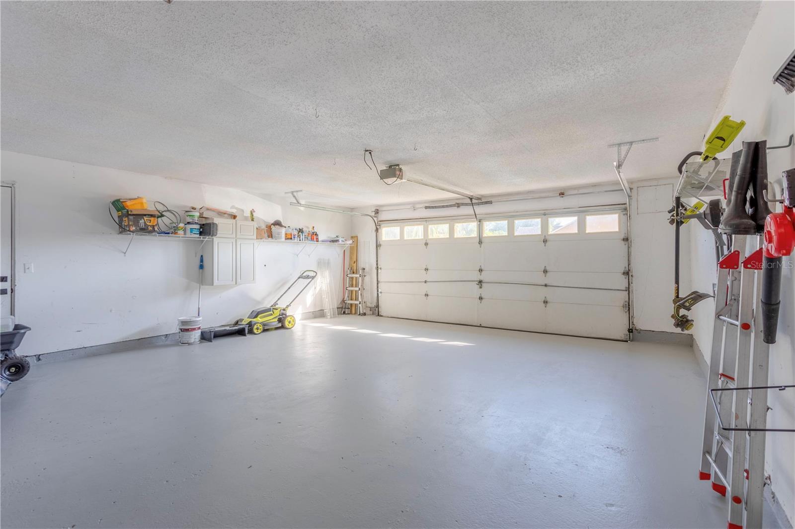 HARBOR EAST UNIT 1 - Residential Lease