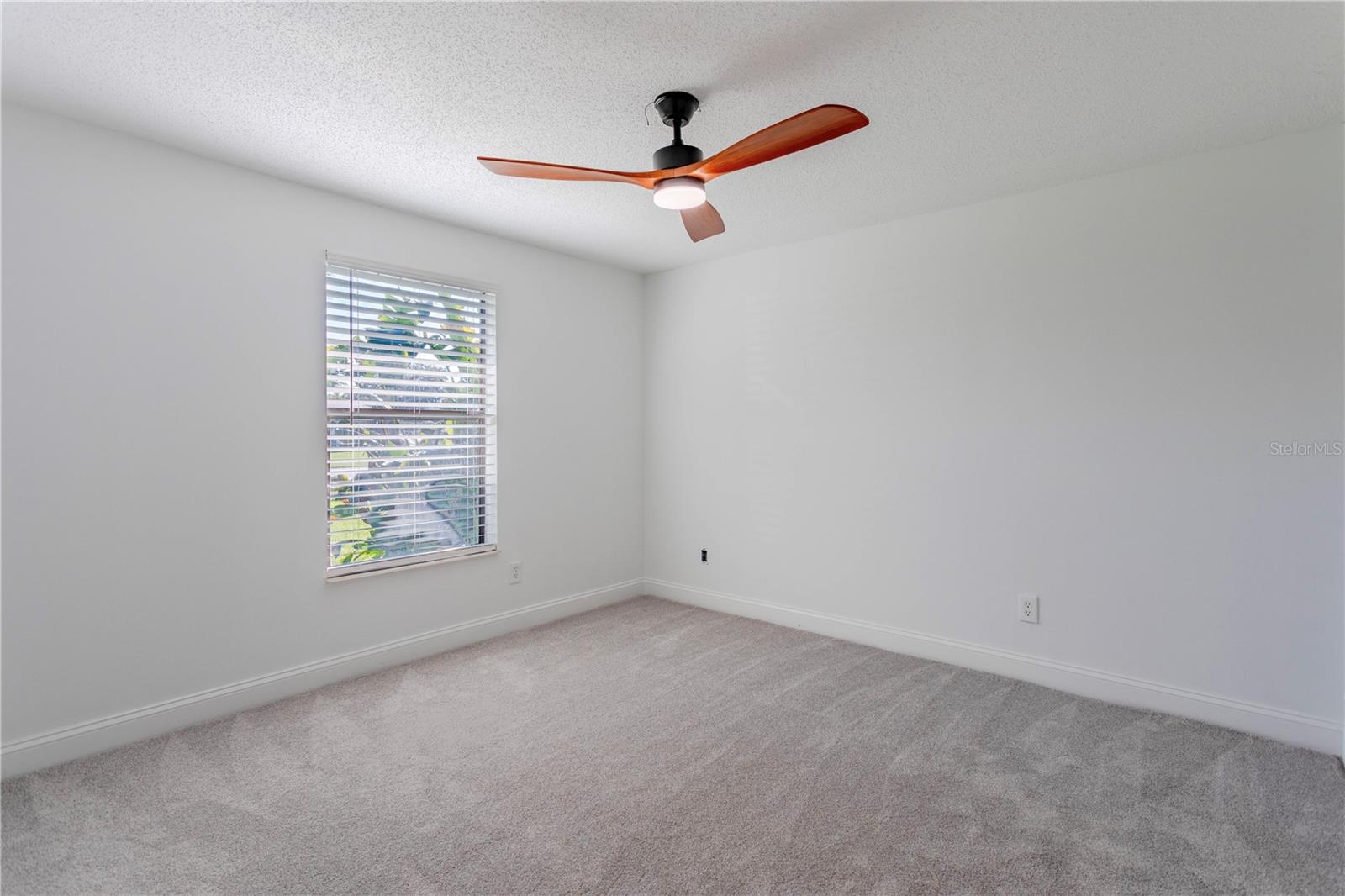 HARBOR EAST UNIT 1 - Residential Lease