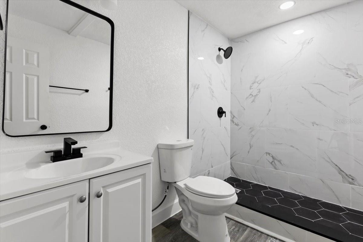 UNPLATTED - Residential Lease