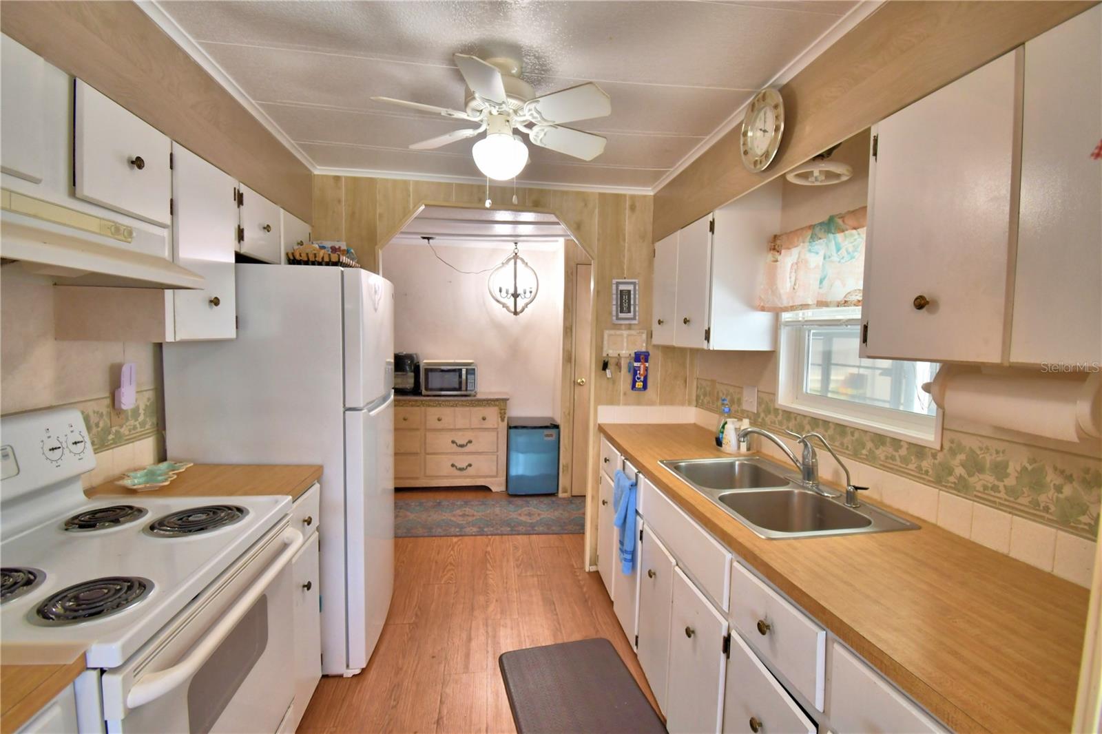 OAKWOOD ESTATES - Residential