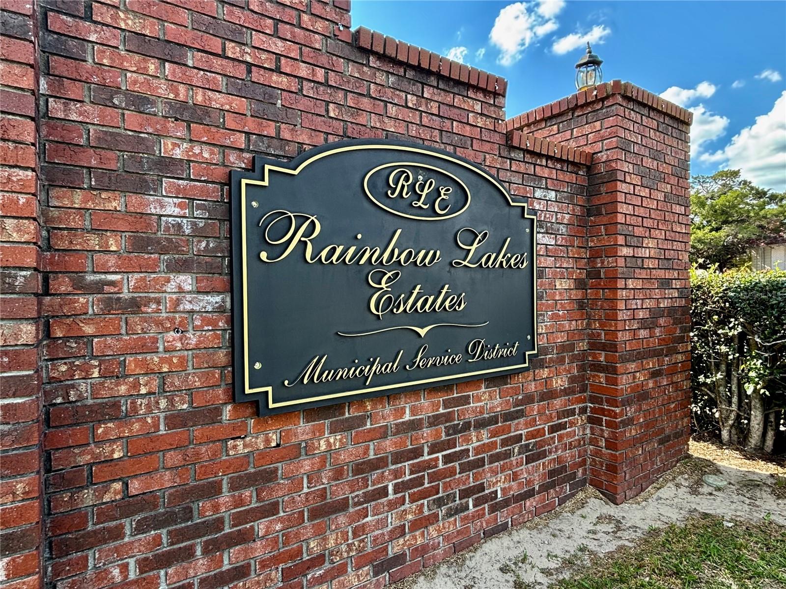 RAINBOW LAKES ESTATE - Land