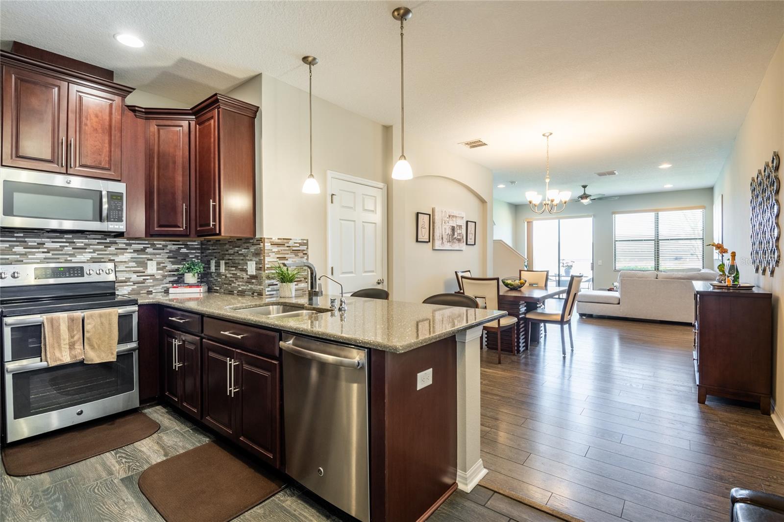 11648 CROWNED SPARROW LANE