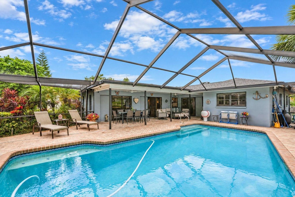 Photo of 1570 Fife Court, Dunedin, FL 34698 (MLS # TB8551371)