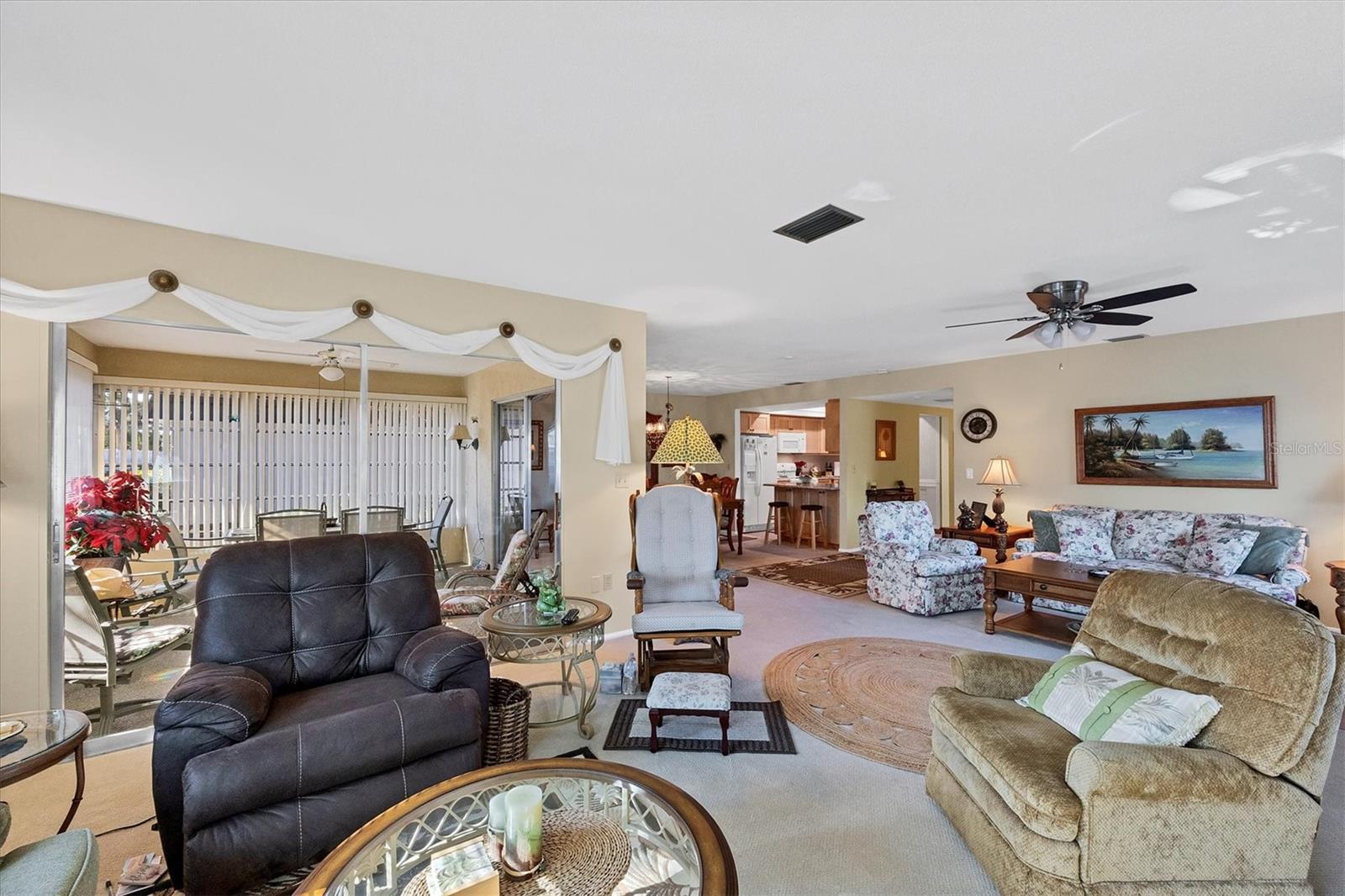 GLEN OAKS RIDGE VILLAS 1 - Residential