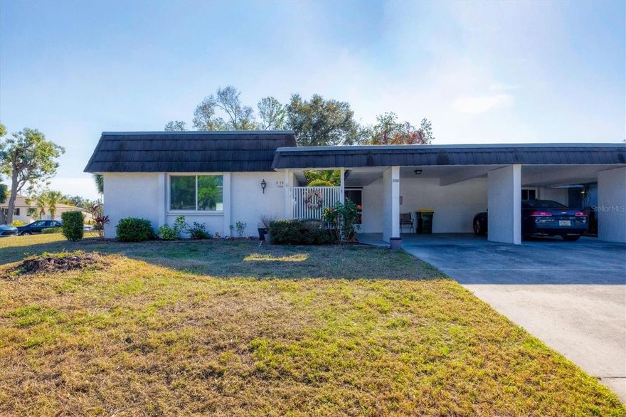 Reduced to sell!    Beautifully updated villa in Glen Oaks Ridge.  Be prepared to view a brand new kitchen where the Sellers have invested just short of $50k to install new cabinets, granite counters, LED lighting and ceiling fans. The home boasts updated bathrooms, plumbing, impact windows and ac in 2021. Home is being sold turnkey & is decorated in lovely Florida style.   The size & layout of the rooms are spacious and flexible. This is a very open floor plan with a view from the kitchen to the living areas.  The room off the living room makes a nice den or office & a Sunny Florida room great place to relax. Visitors to your home will have a full bath right off the 2nd bedroom while you enjoy a private bath off the primary bedroom.  The villas are unique in that they are only connected at the laundry rooms.  What that means to you is that there are no shared walls in the living spaces, very quiet like a single home.   Those familiar with Glen Oaks will agree that the location is wonderful.  Walk about a block to the new Bobby Jones recreation complex with golf & nature trails.  2 Golf courses & something new, lawn bowling.  Shopping is about 3/4 mile away & UTC Mall an easy quick drive.  Glen Oaks Ridge offers something for everyone if you are looking for activities.  The heated pool overlooks one of the lakes & is a pleasant relaxing way to enjoy Sunny days.  Monday night movies, fun trips to shows & restaurants, Mahjong, pool, parties.  All there if you like.