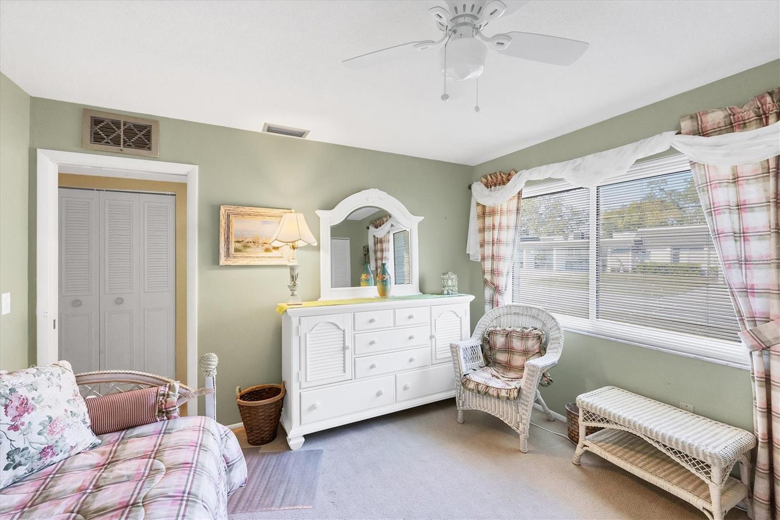 GLEN OAKS RIDGE VILLAS 1 - Residential