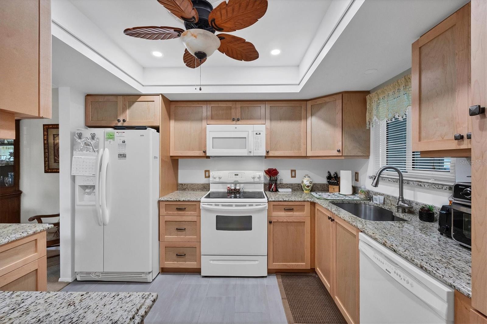 GLEN OAKS RIDGE VILLAS 1 - Residential