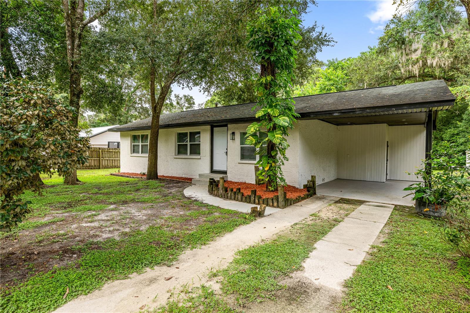 FLOYDS ADD 01 - Residential