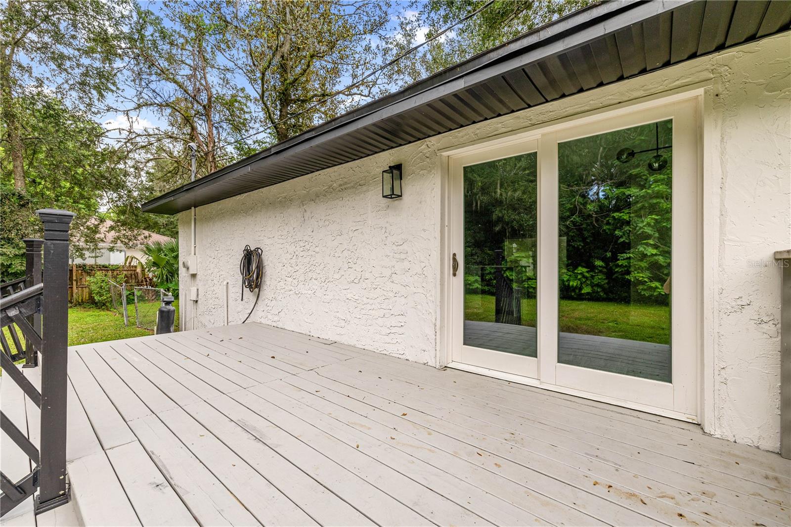 FLOYDS ADD 01 - Residential