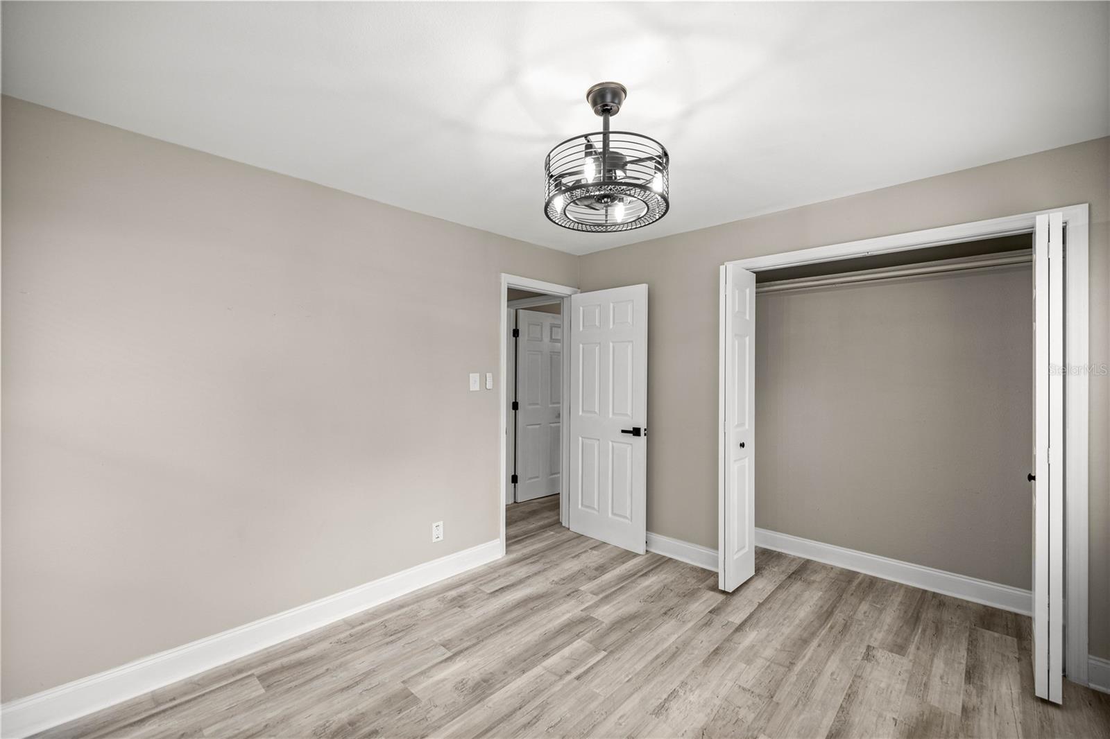 FLOYDS ADD 01 - Residential