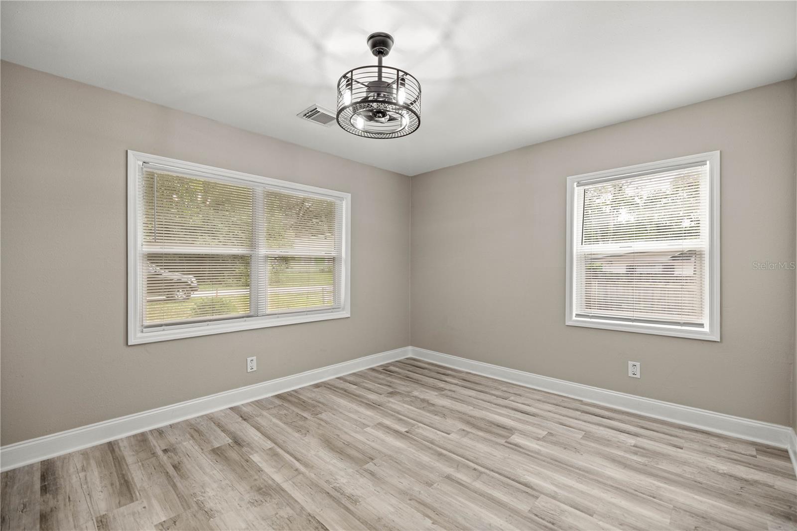 FLOYDS ADD 01 - Residential