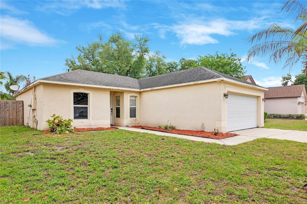Photo of 4217 Iveyglen Avenue, Orlando, FL 32826 (MLS # O6407716)