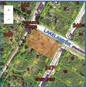 This lot is located conveniently in the heart of Florida WITH Half An ACRE OF LAND! Within the community, which offers golf,pickleball,and boating amenities.
