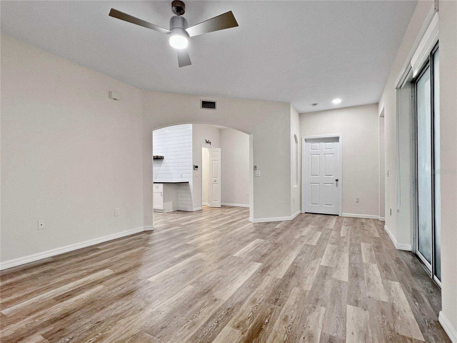 SUMMERFIELD HOLLOW - Residential Lease